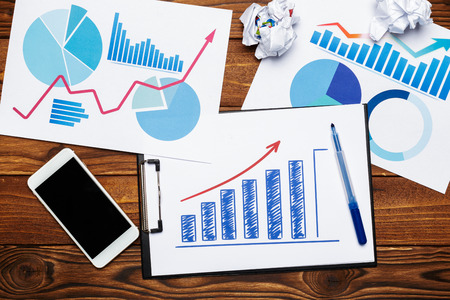 How to Interpret Google Analytics 4 Reports for E-commerce Success in the UK