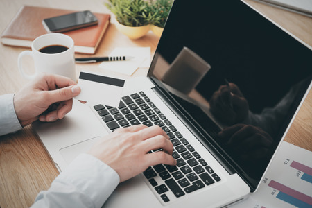 A Step-by-Step Tutorial on Canonical Tag Implementation for E-commerce Sites in the UK